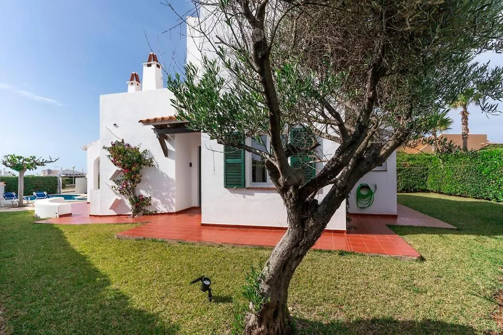 Villa Lola, Seaviews, Private Pool & Lush Yard Cala'N Bosch (Menorca)